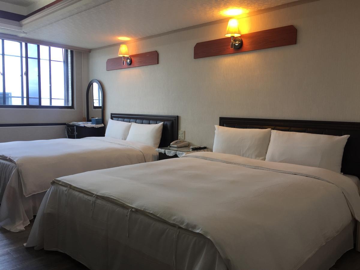 King Lo Tung Hotel Luodong Exterior photo