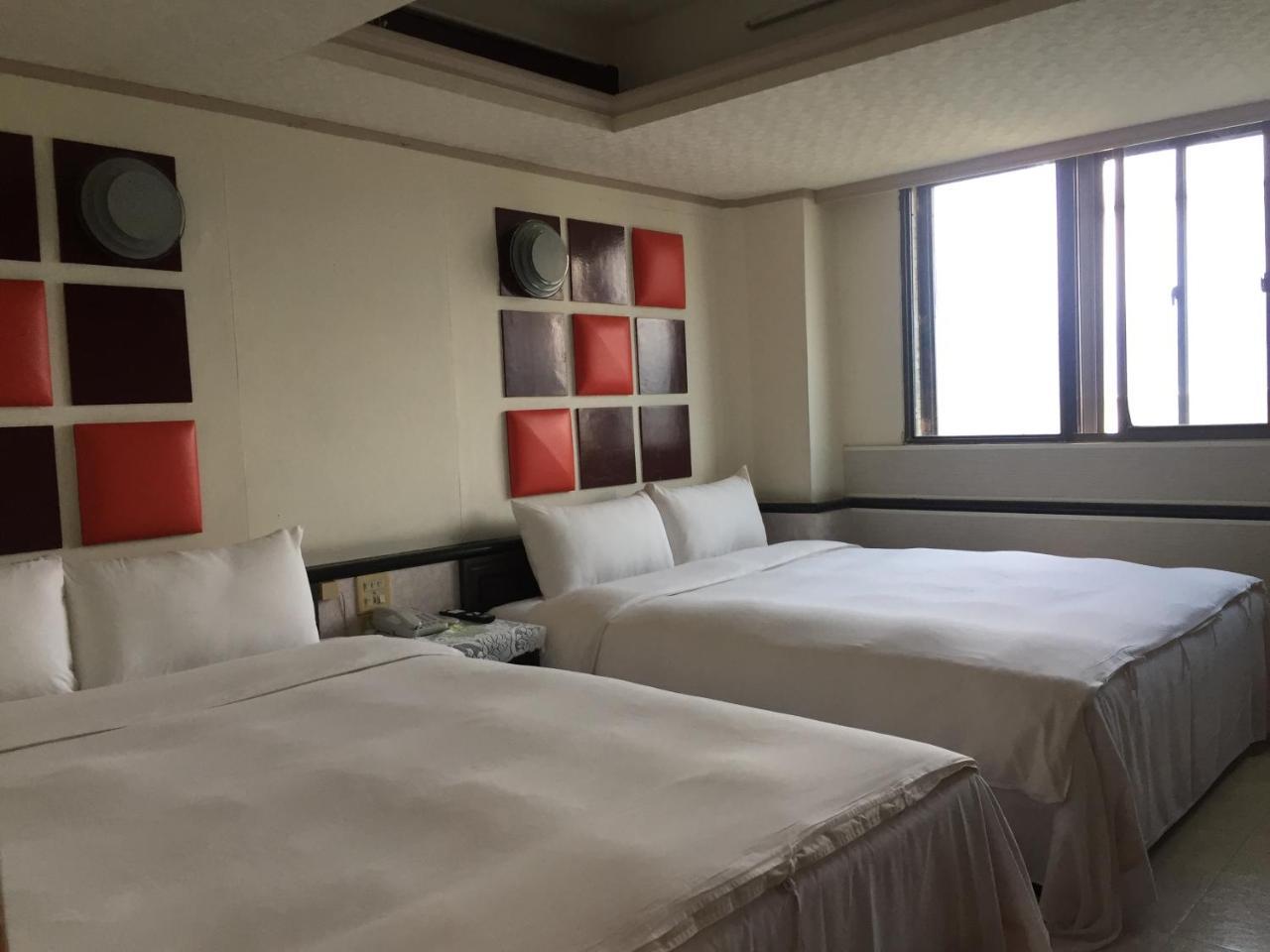 King Lo Tung Hotel Luodong Exterior photo