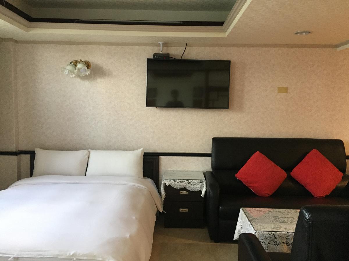 King Lo Tung Hotel Luodong Exterior photo