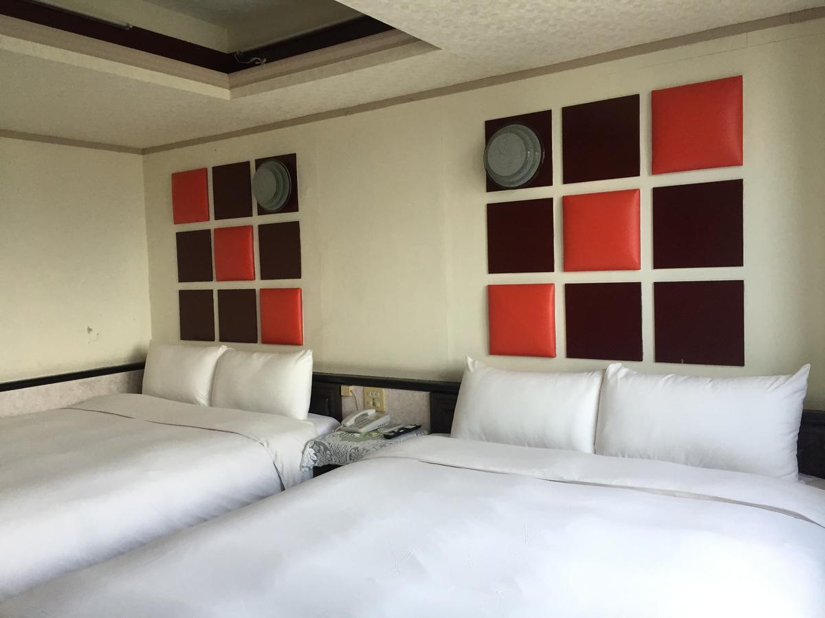 King Lo Tung Hotel Luodong Exterior photo